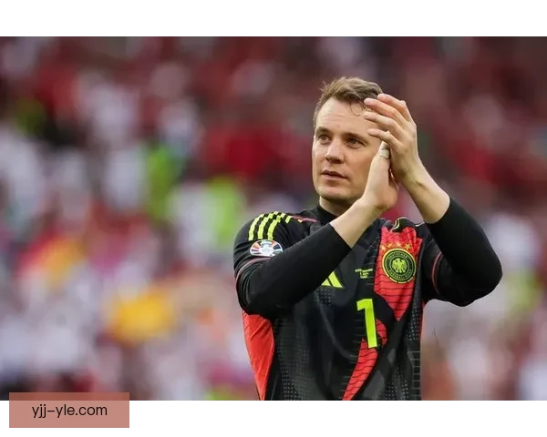 拜仁官方凯恩合练诺伊尔缺席